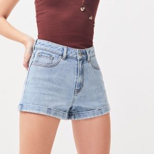 pacsun denim mom shorts light wash